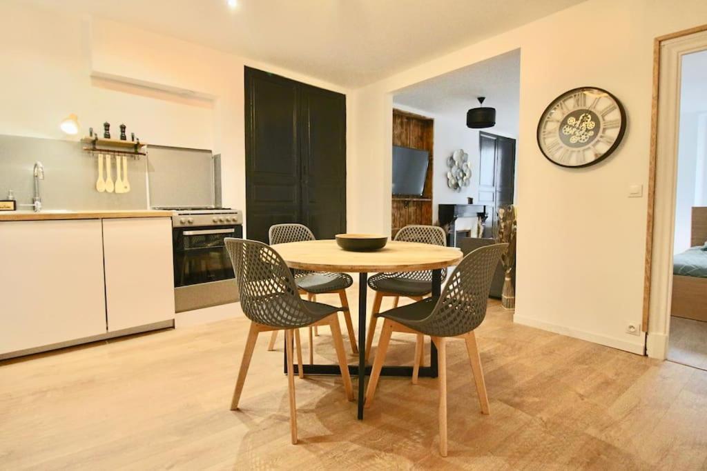 Appartement Centre Бриуд Экстерьер фото
